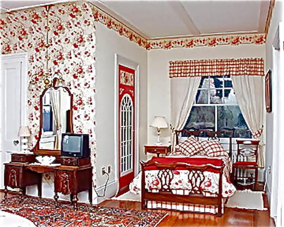 Whistler'S Inn Ленокс Екстер'єр фото
