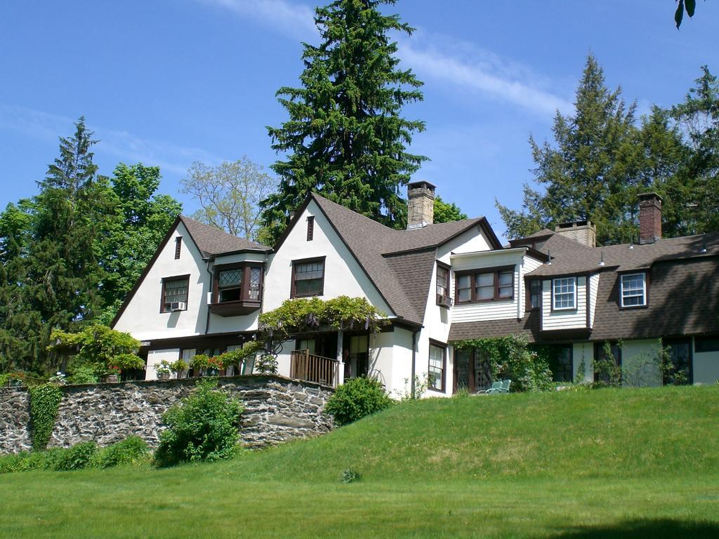 Whistler'S Inn Ленокс Екстер'єр фото